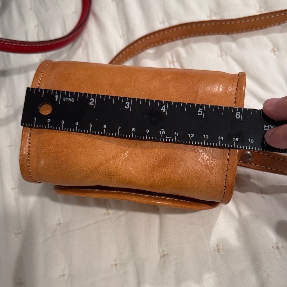 Chic Tan Leather Mini Bag (8) - Picture 5 of 7